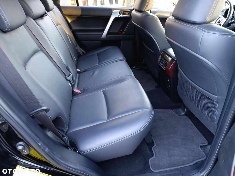 Toyota Land Cruiser LC 2.8 D-4D Invincible - 11