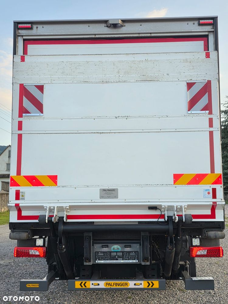 Scania SCANIA R410 / CHŁODNIA / 2020 /  WINDA / BEZ EGR  / TRZECIA OŚ PODNOSZONA ORAZ SKRĘTNA / SPROWADZONY / SYPIALKA / AUTOMAT / 19 PALET / E6 / STAN BARDZO DOBRY - 6
