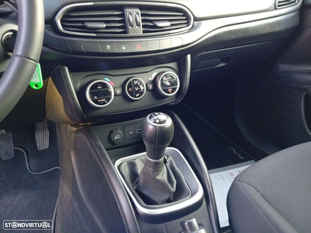 Fiat Tipo Station Wagon 1.0 GSE T3 — fotografia 11