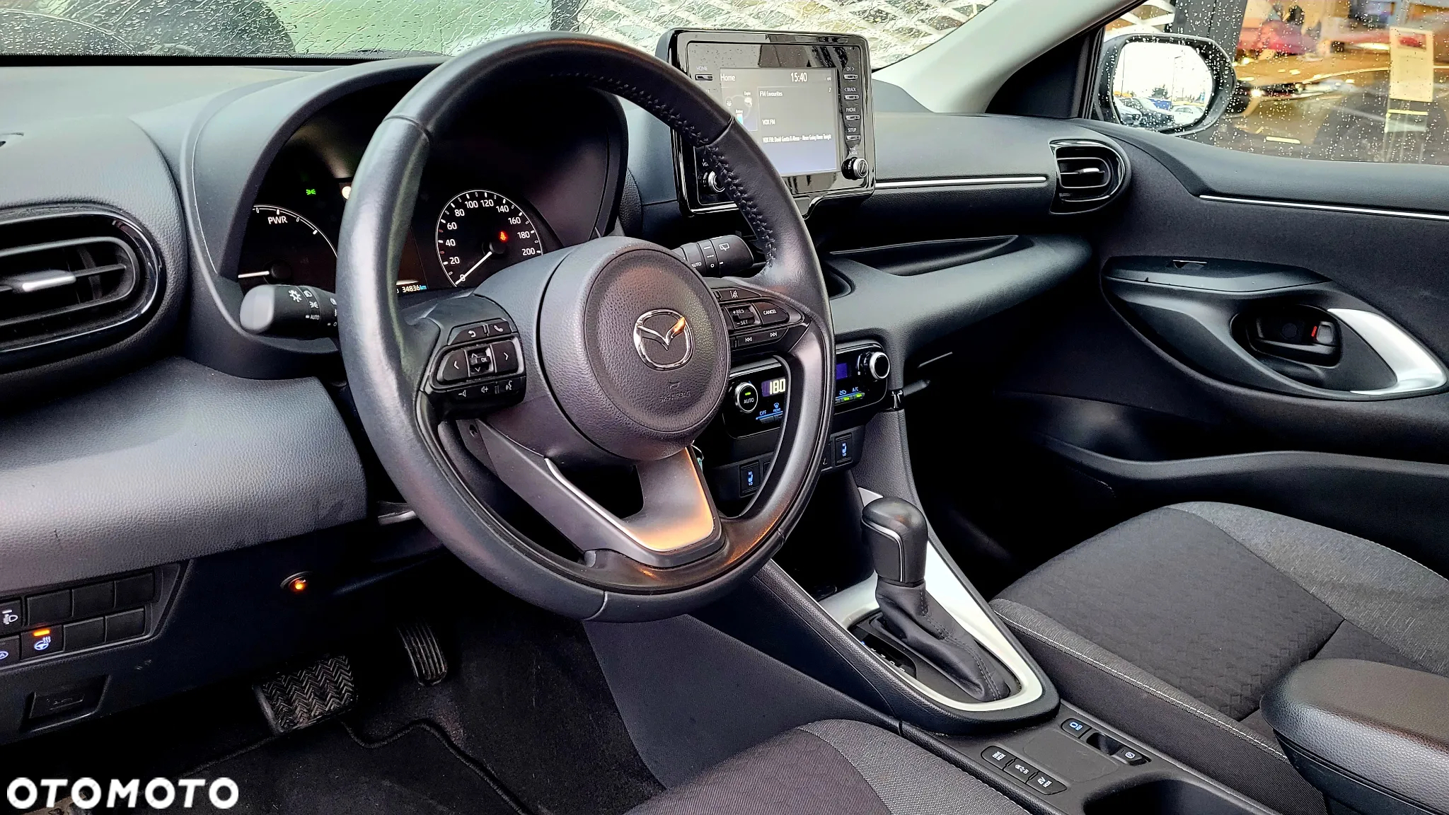 Mazda 2 - 5