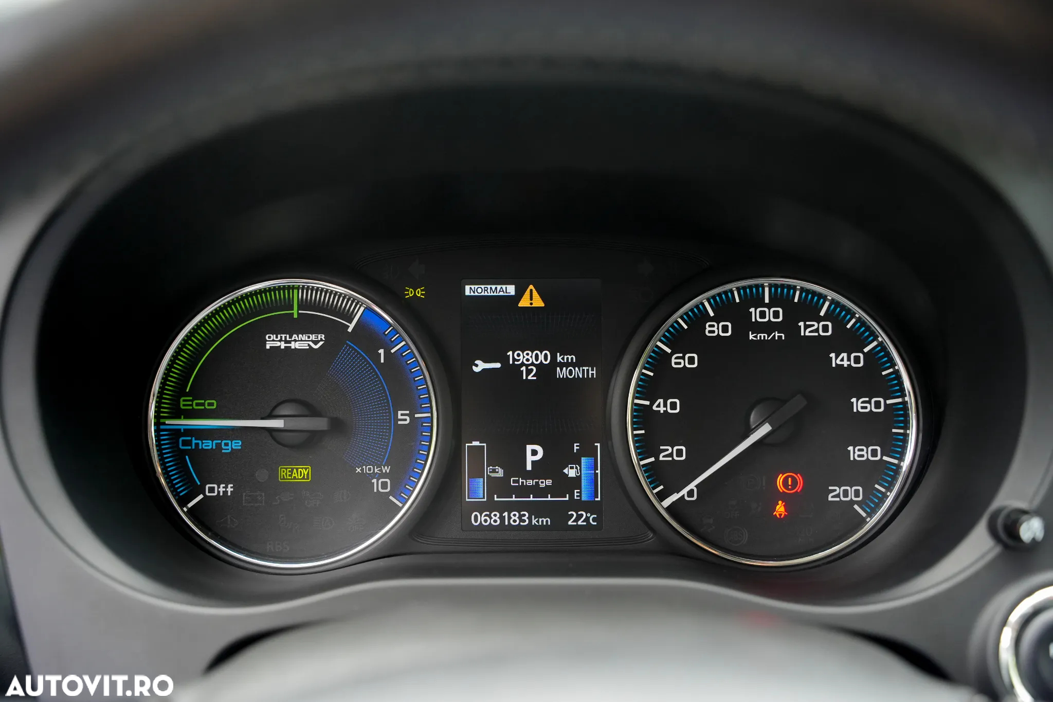Mitsubishi Outlander PHEV 2.4 L 4X4 Invite - 15
