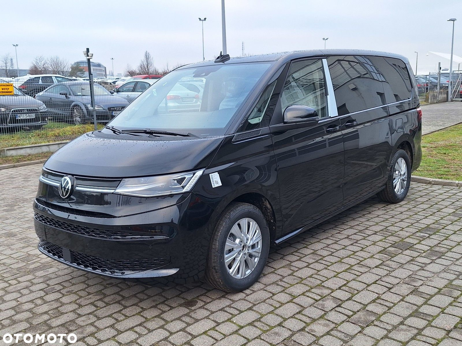 Volkswagen Multivan - 9