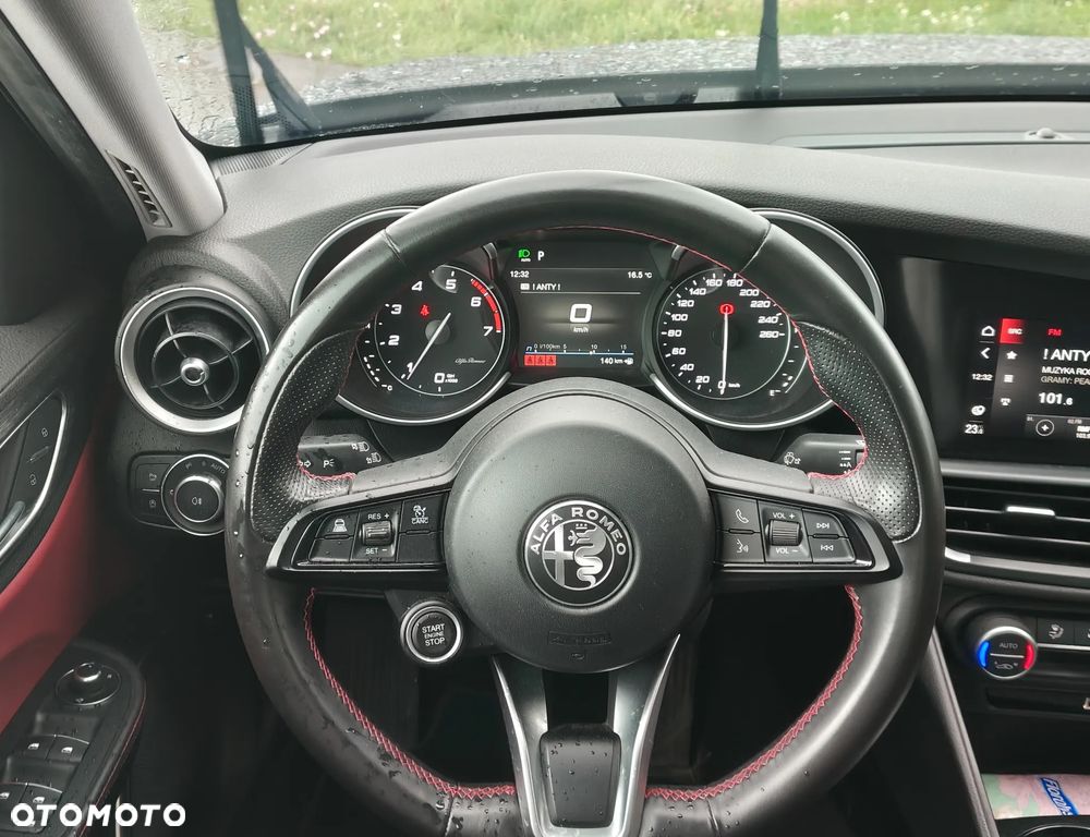 Alfa Romeo Giulia 2.0 Turbo Business - 10