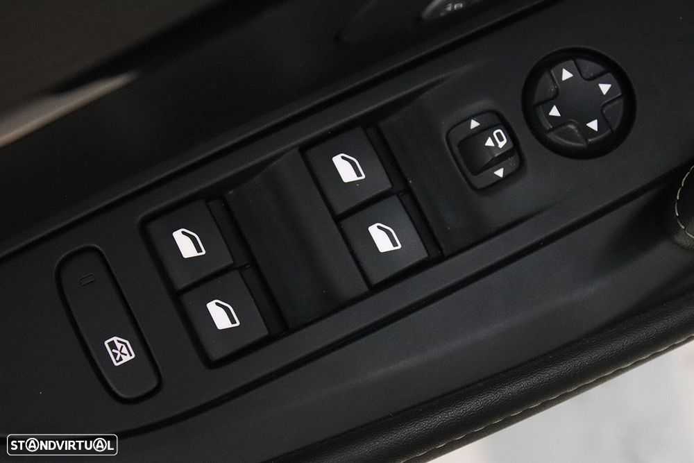 Peugeot e-208 50 kWh GT - 22