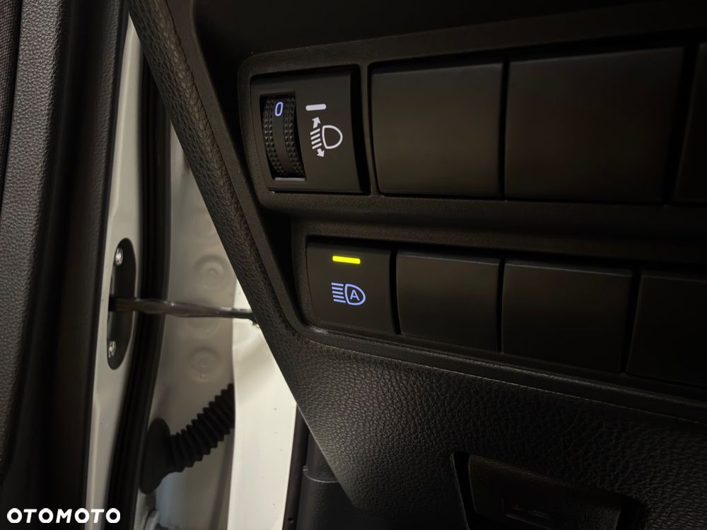 Toyota Yaris - 21
