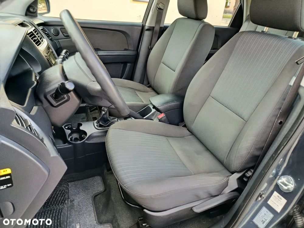 Kia Sportage 2.0 Tour 2WD - 23