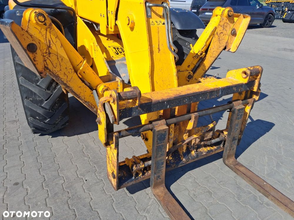 JCB 533 - 105 - 7