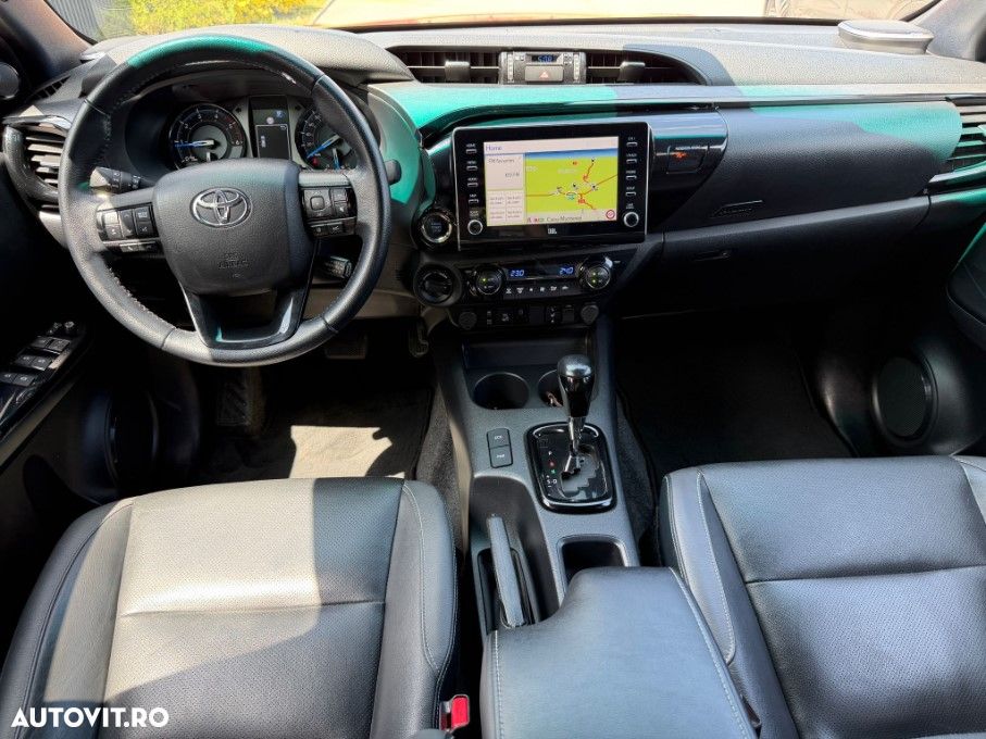 Toyota Hilux - 5