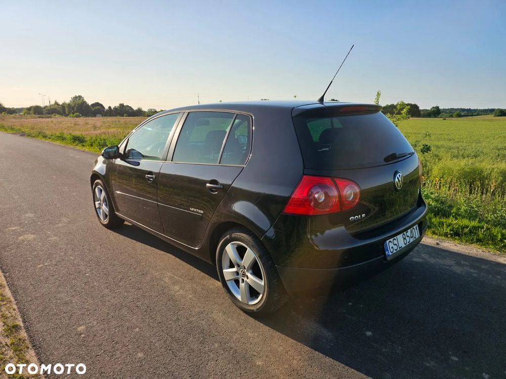 Volkswagen Golf 1.6 United - 11