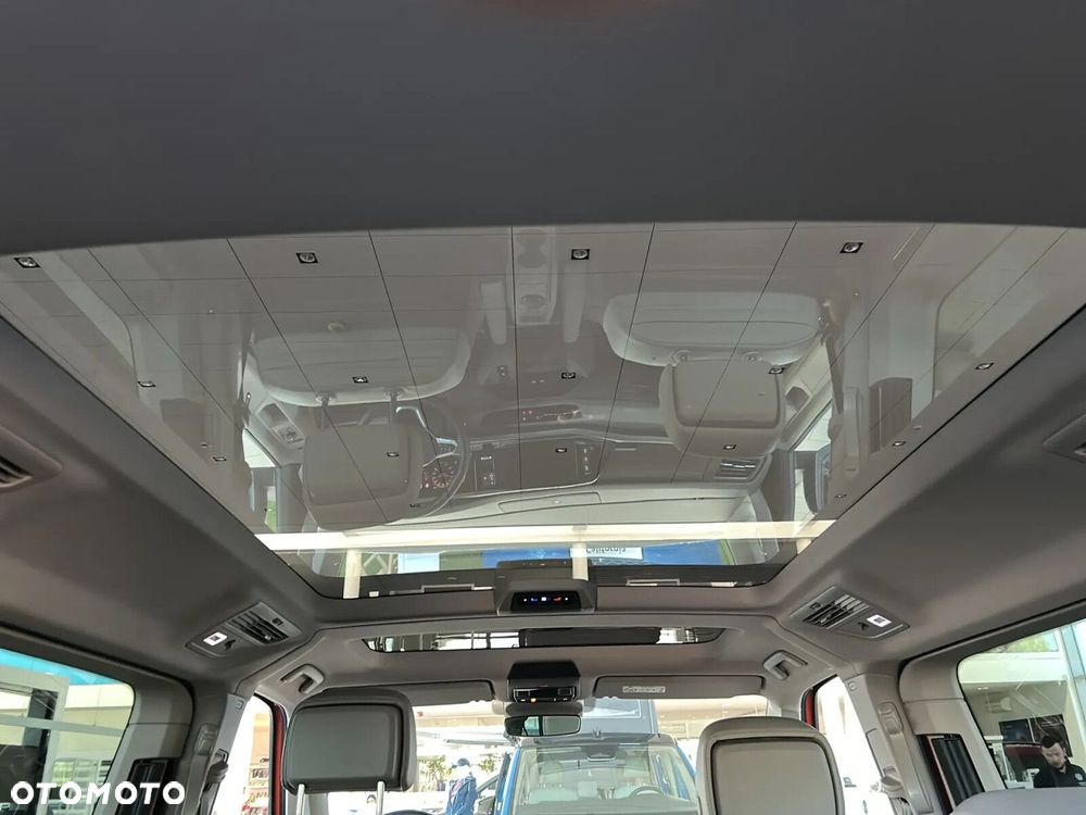 Volkswagen Multivan - 20