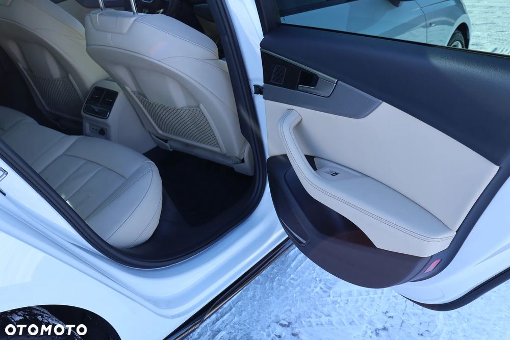 Audi A4 Limousine 45 TFSI quattro S tronic S line - 38
