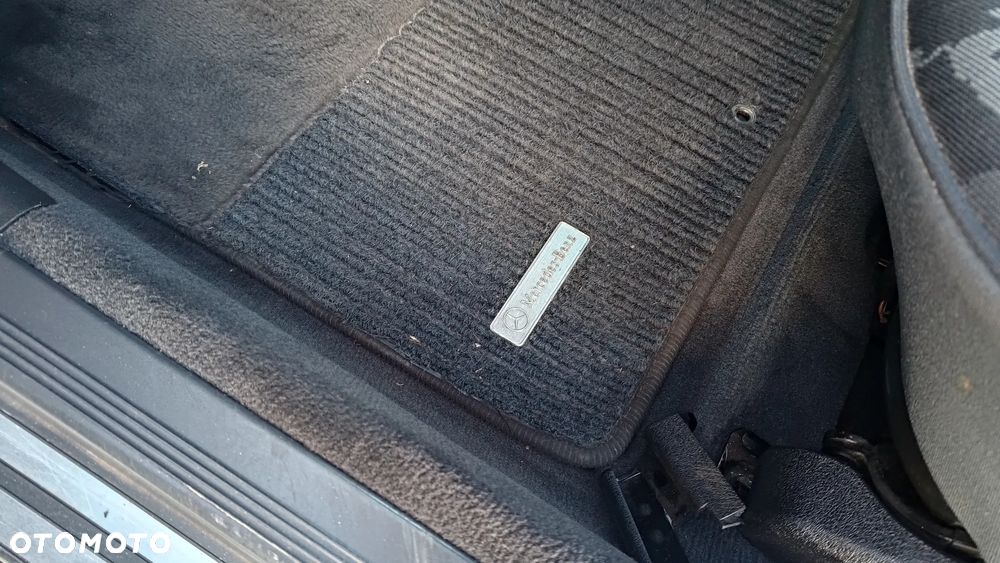 Mercedes-Benz Klasa E - 13