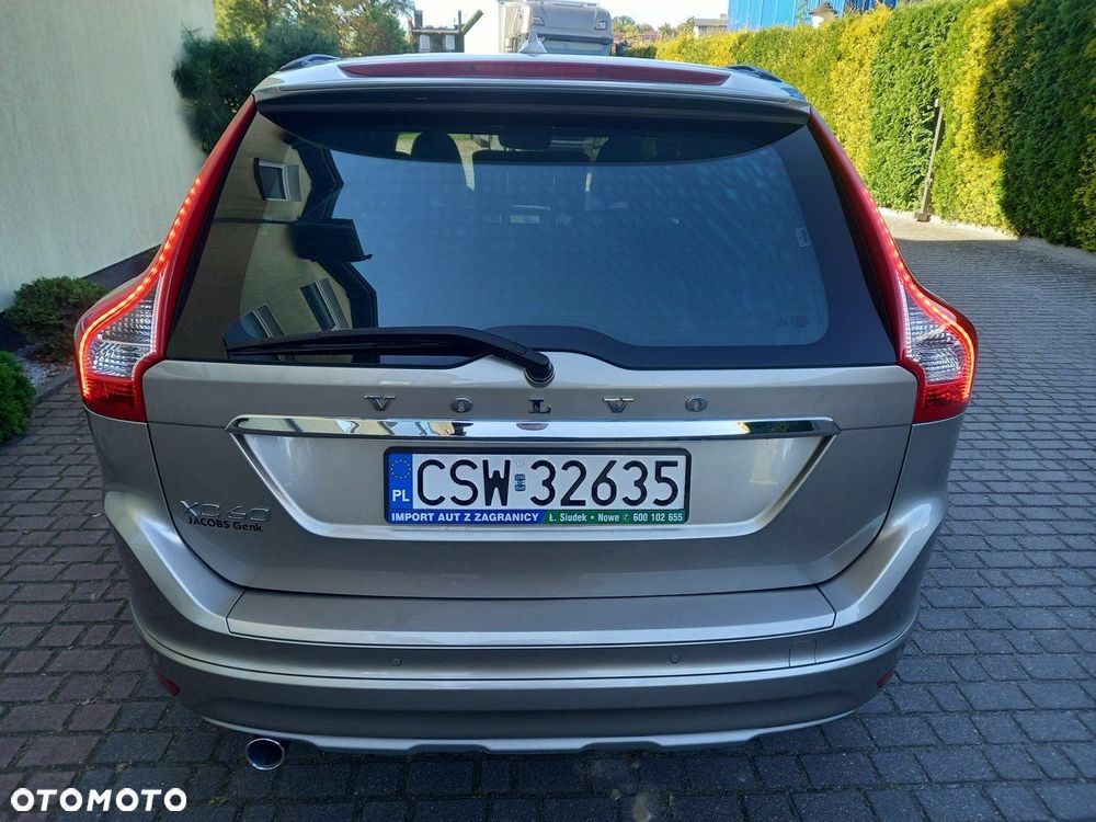 Volvo XC 60 D3 Geartronic Momentum - 19