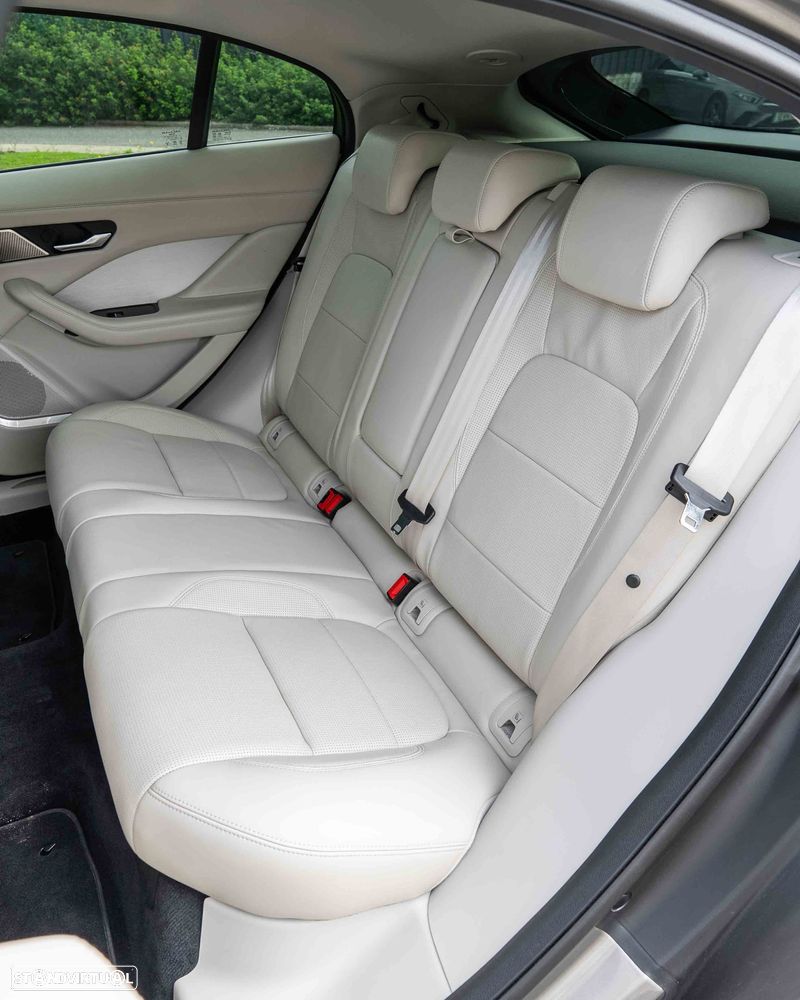 Jaguar I-Pace EV400 AWD R-DYNAMIC HSE - 18