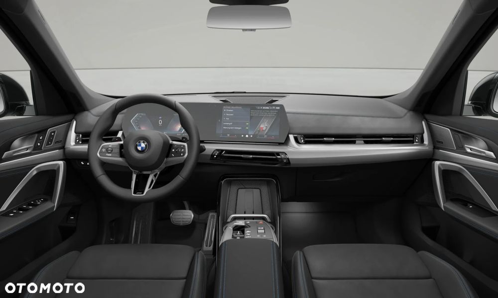 BMW X1 xDrive20d mHEV - 11