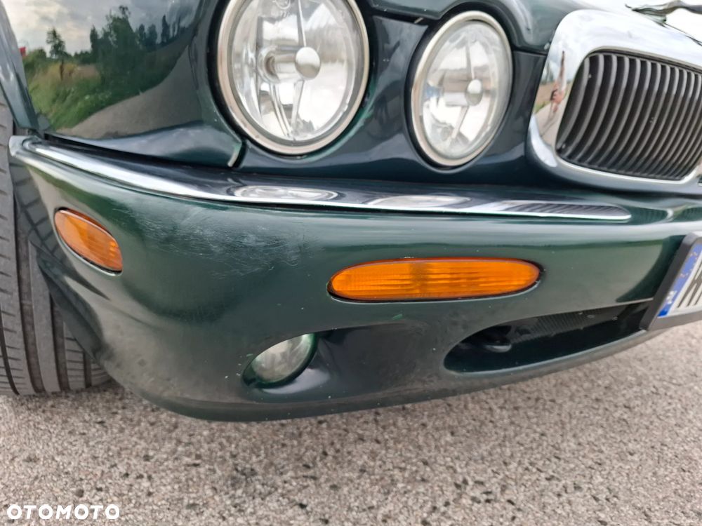 Jaguar XJ 3.2 - 16