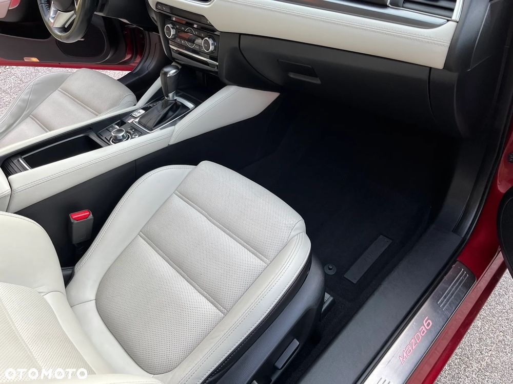 Mazda 6 - 10
