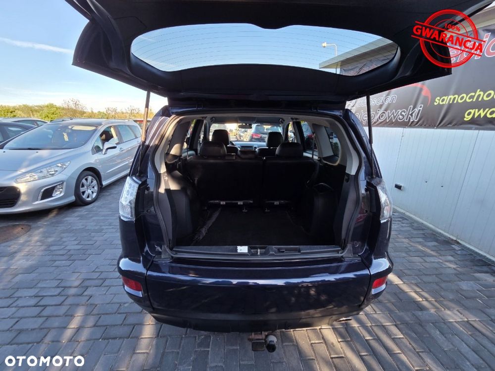 Mitsubishi Outlander - 6