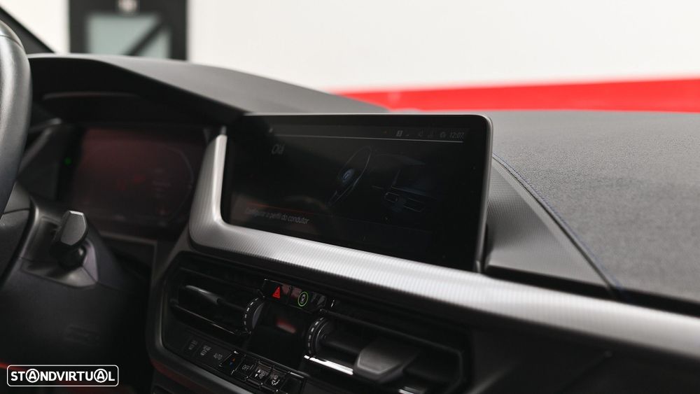 BMW 116 d Pack Desportivo M Auto - 52