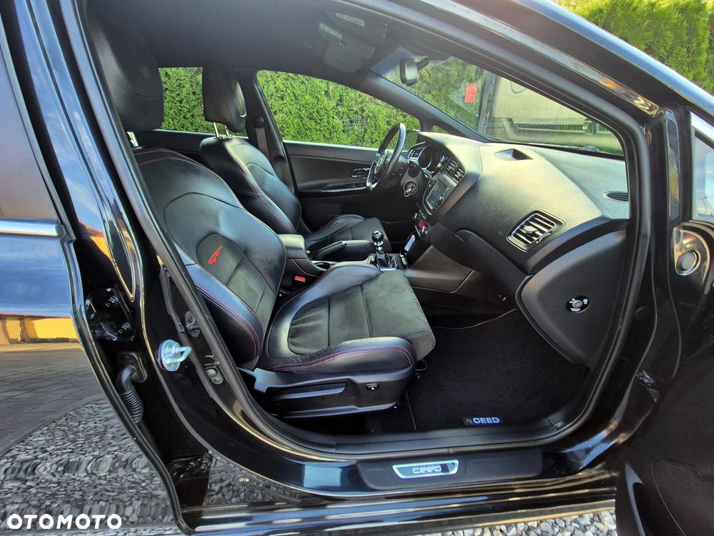Kia Ceed 1.6 T-GDI GT-Challenge - 37