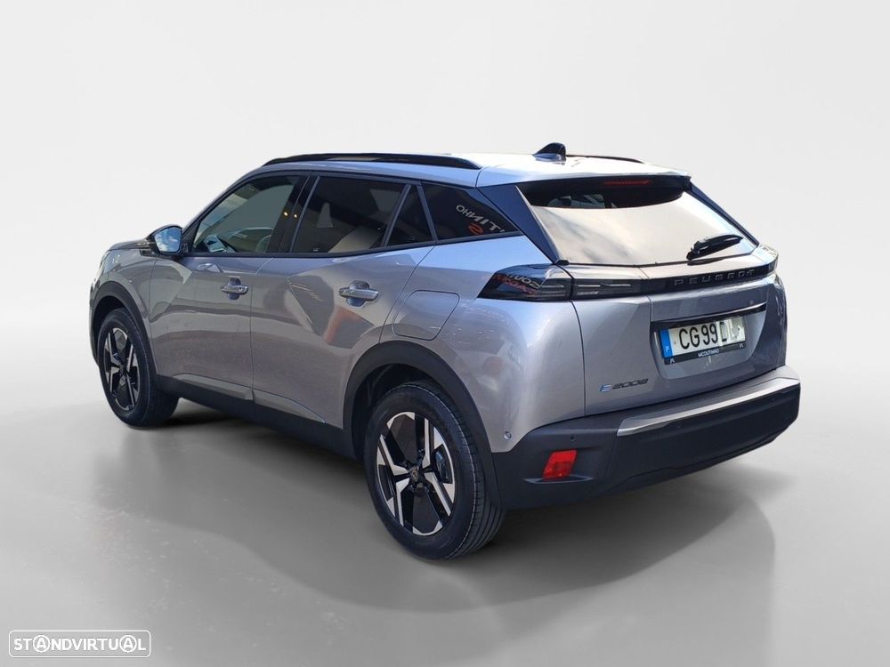 Peugeot e-2008 54 kWh Allure - 3