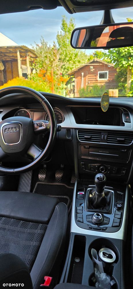 Audi A4 Avant 2.0 TDI - 6
