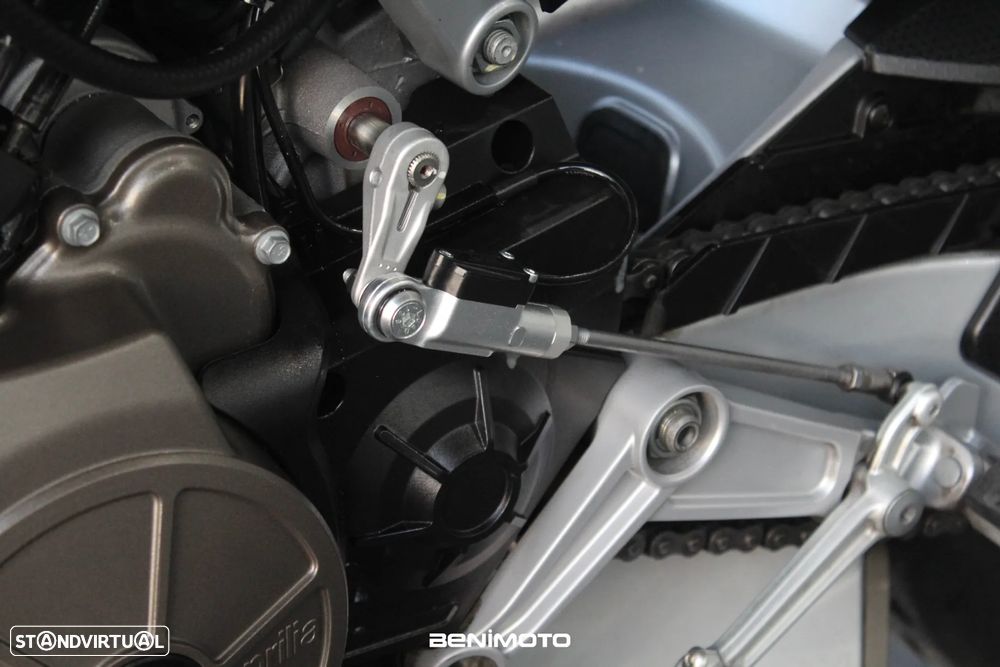 Aprilia Tuono 660 - 14