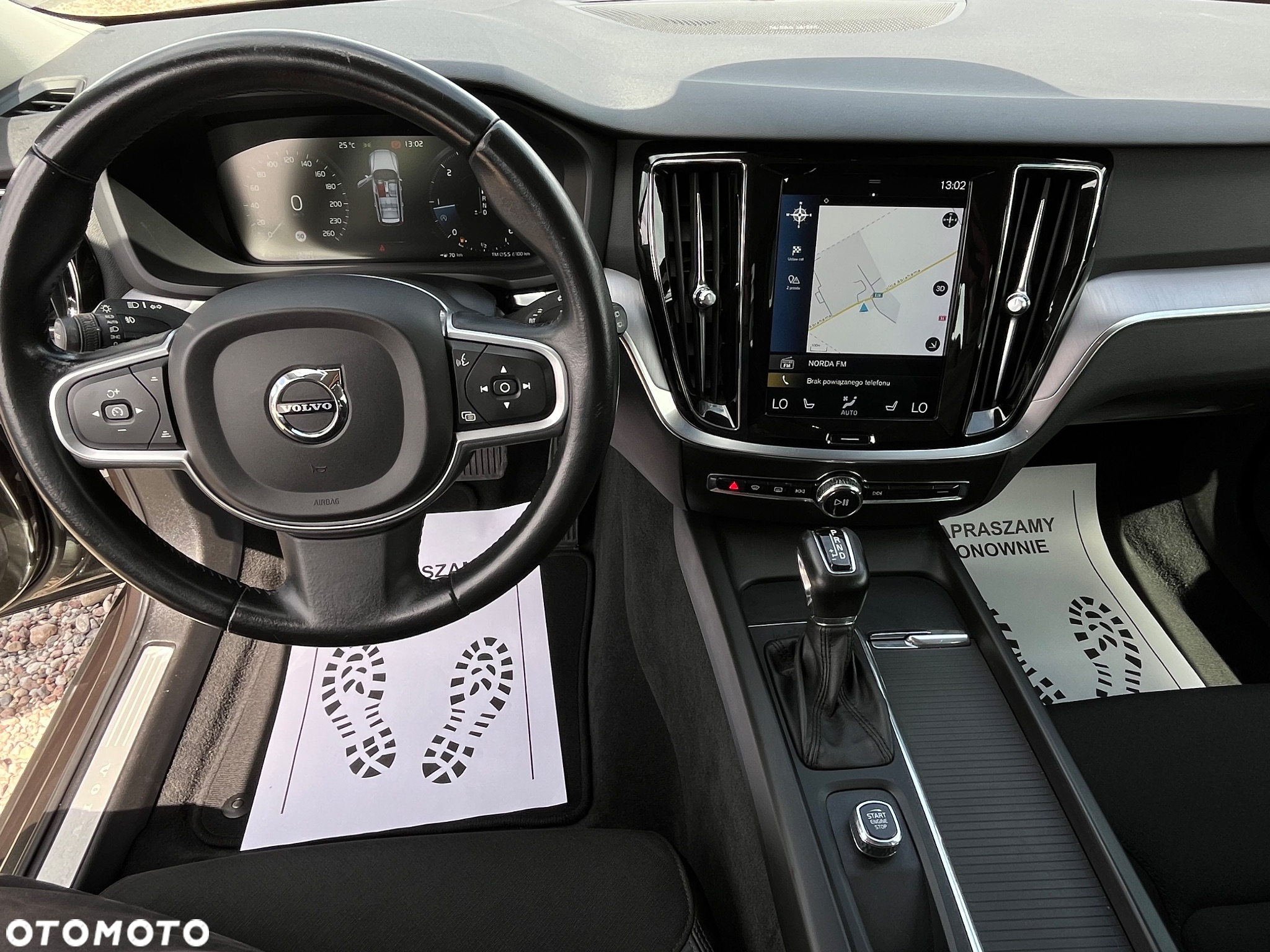 Volvo V60 D3 Momentum Pro - 11