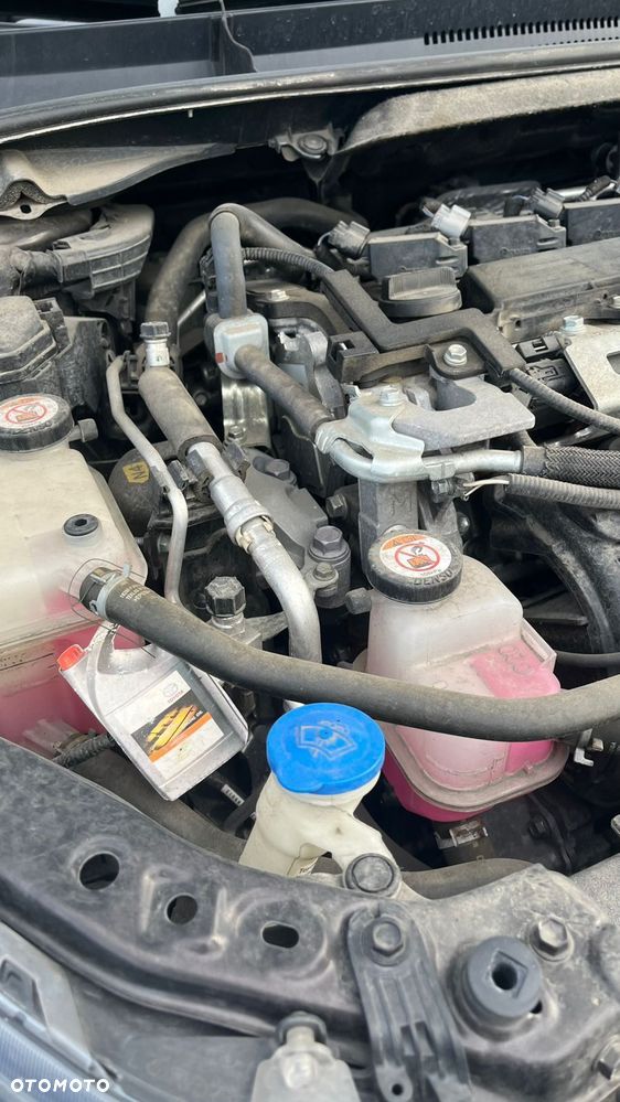 Toyota Corolla 2.0 Hybrid Comfort - 12