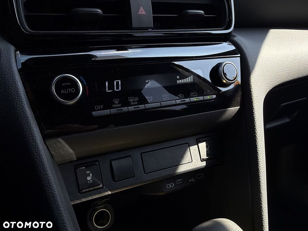 Toyota Yaris Cross - 12