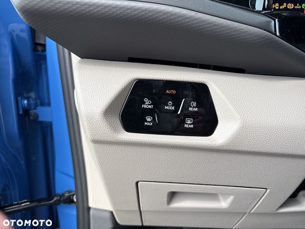 Volkswagen Multivan 2.0 TDI L2 Family DSG - 25