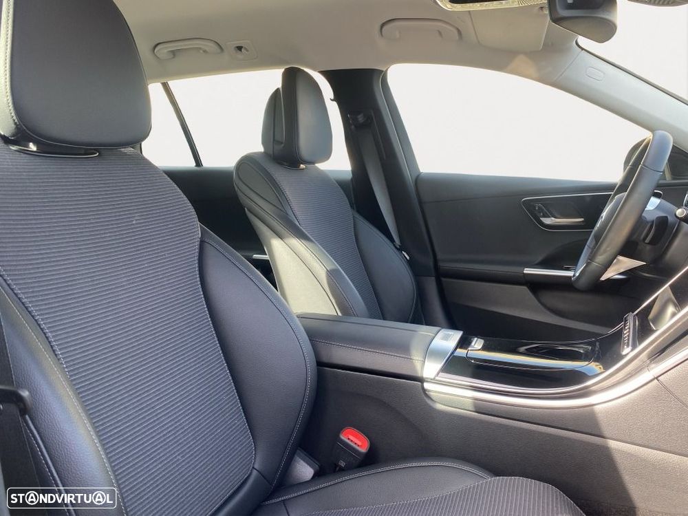 Mercedes-Benz C 300 de Avantgarde - 14