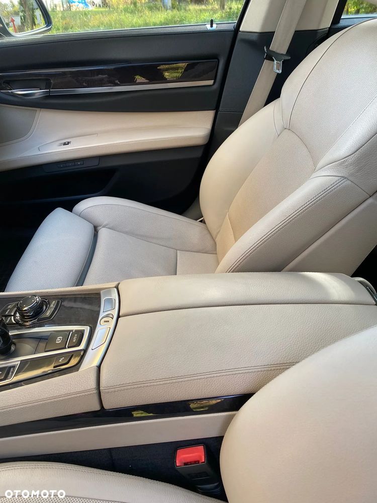 BMW Seria 7 730d - 11