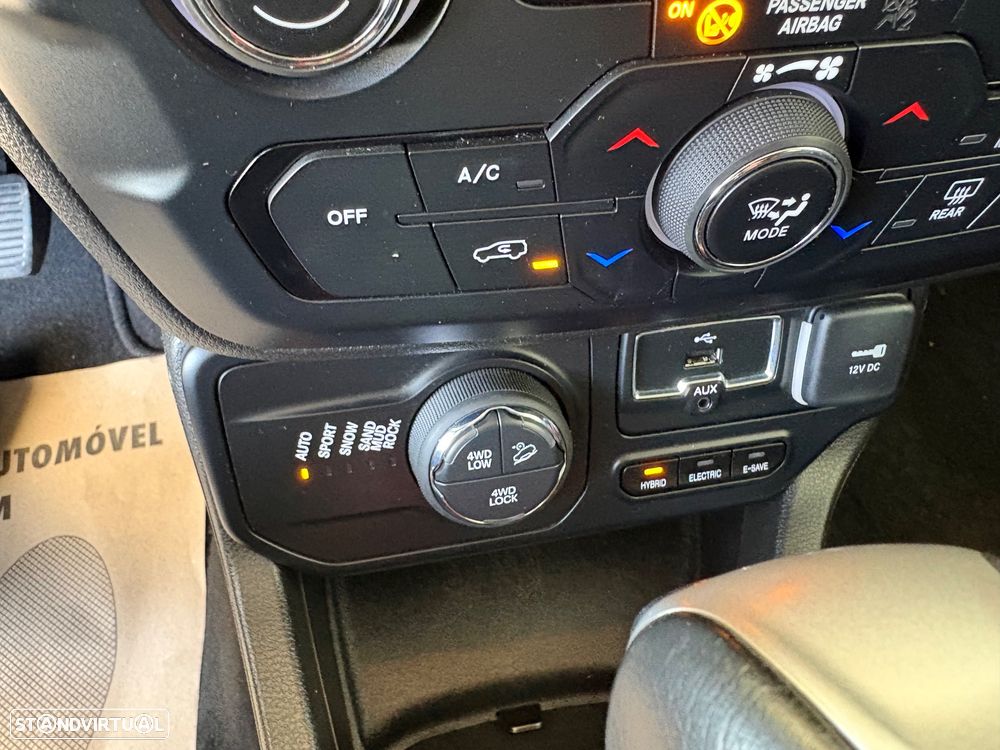 Jeep Renegade - 12