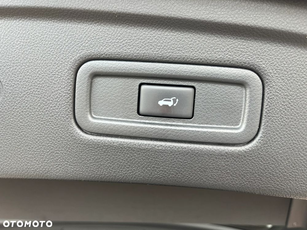 Infiniti QX70 3.0d S - 34