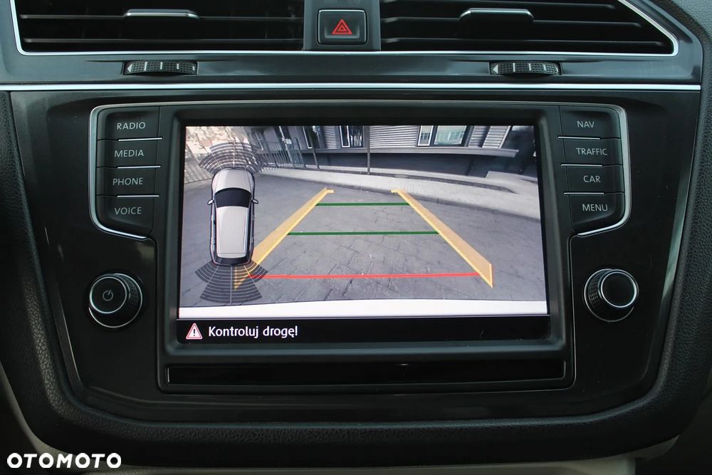 Volkswagen Tiguan 2.0 TDI SCR (BlueMotion Technology) DSG Highline - 25