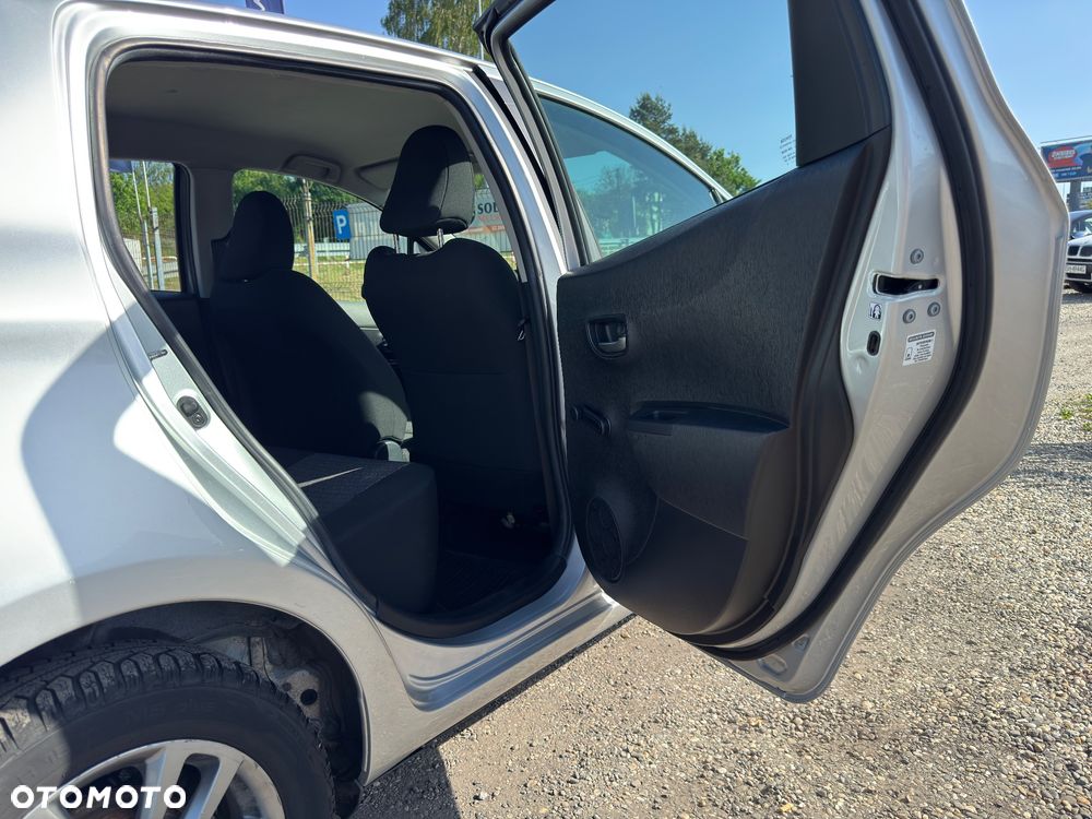 Toyota Yaris 1.4 D-4D Premium - 26