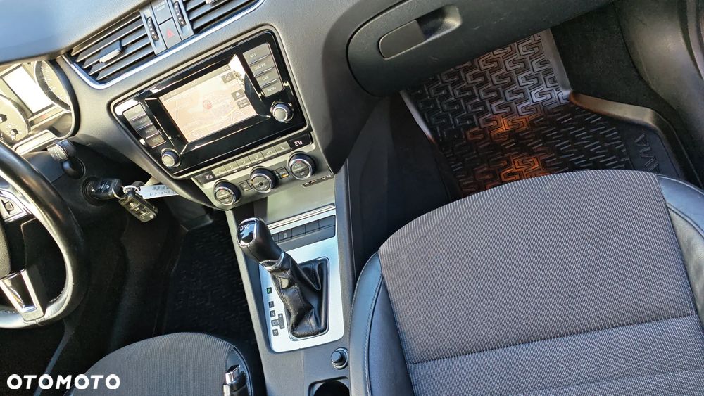 Skoda Octavia 2.0 TDI (Green tec) DSG L&K - 39
