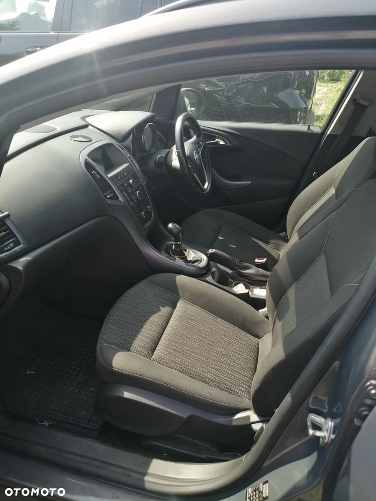 Opel Astra III 1.7 CDTI - 14