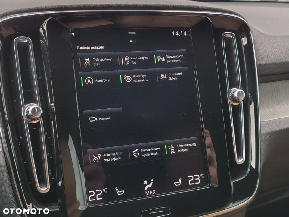 Volvo XC 40 - 31