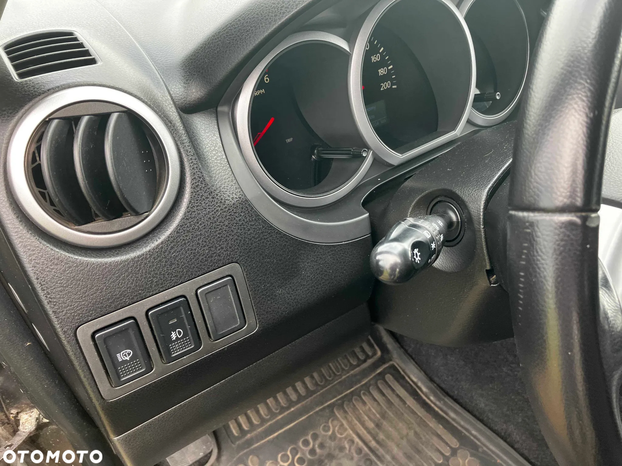 Suzuki Grand Vitara 1.9 DDiS Comfort+ DPF - 12