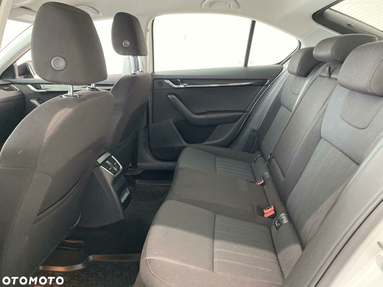Skoda Octavia 1.5 TSI ACT Style DSG - 13