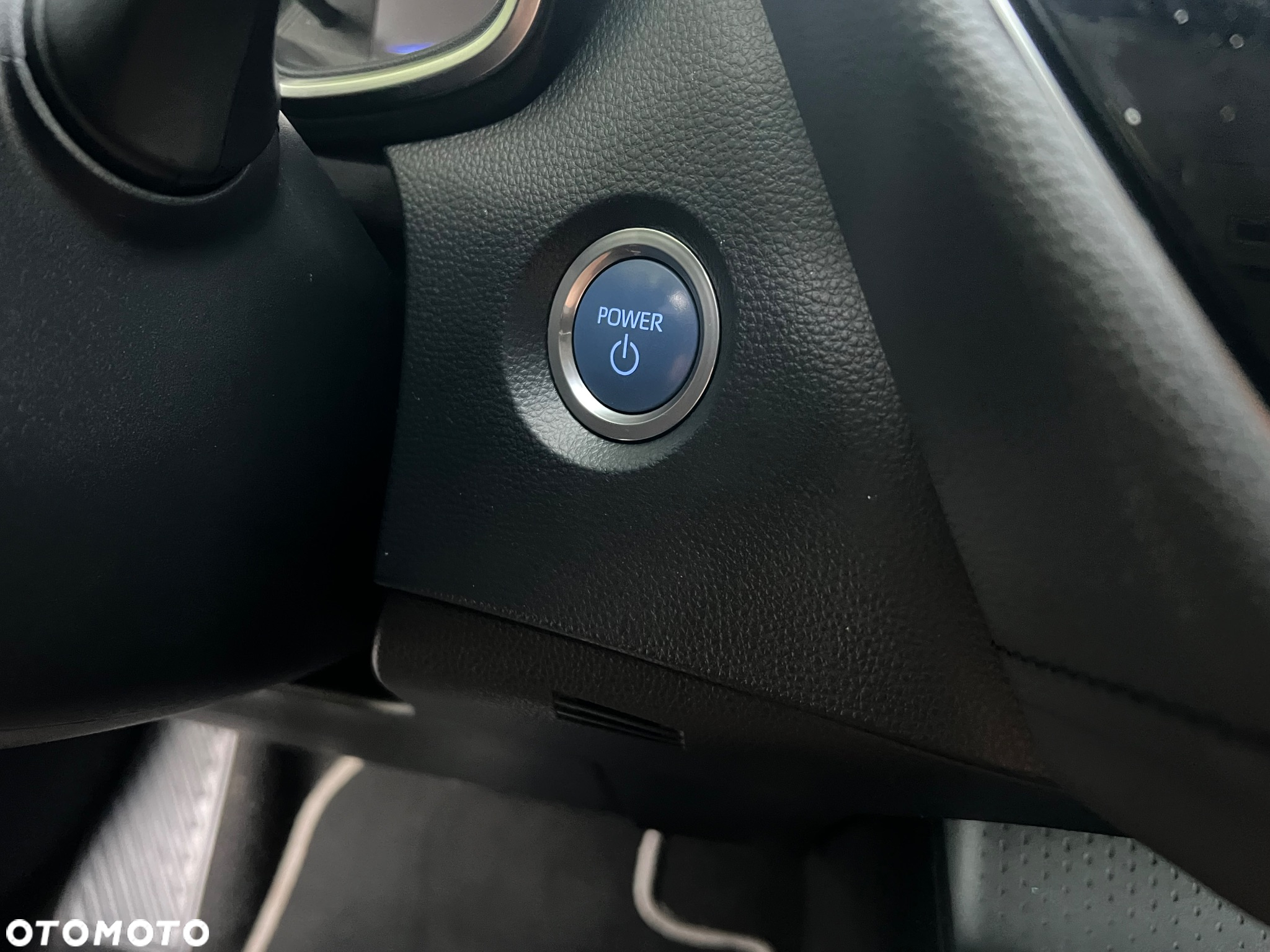 Toyota Corolla 1.8 Hybrid Comfort - 26