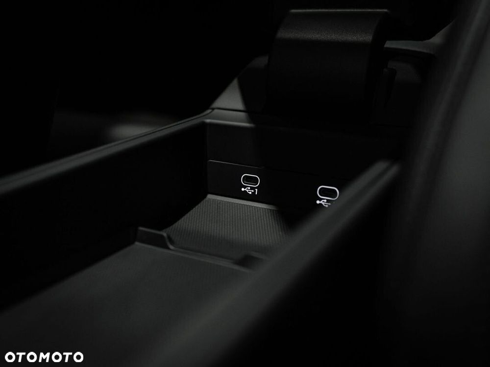 Porsche 911 Carrera - 30