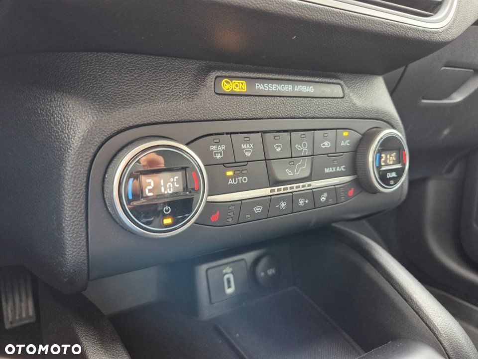 Ford Focus - 21