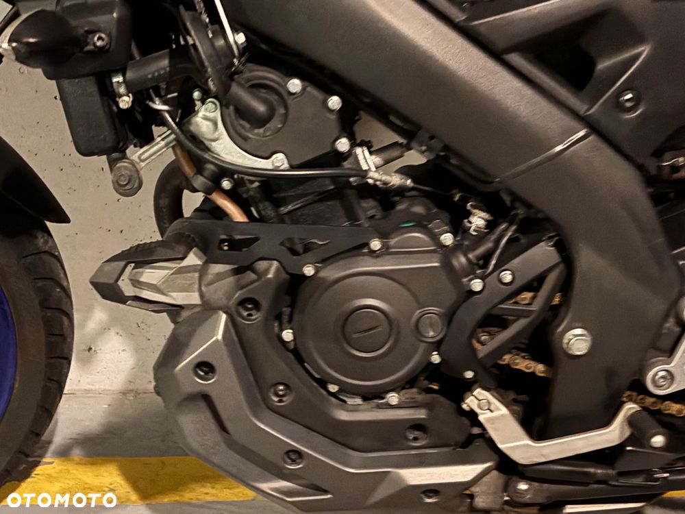 Yamaha MT - 4