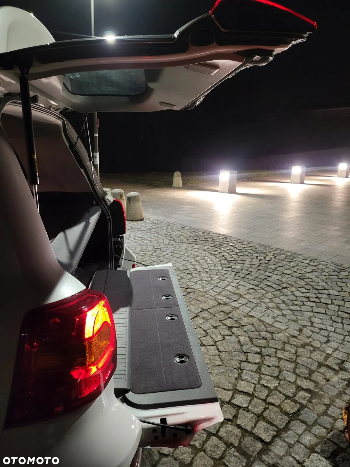 Toyota Land Cruiser LC 4.5 D-4D V8 Prestige - 26