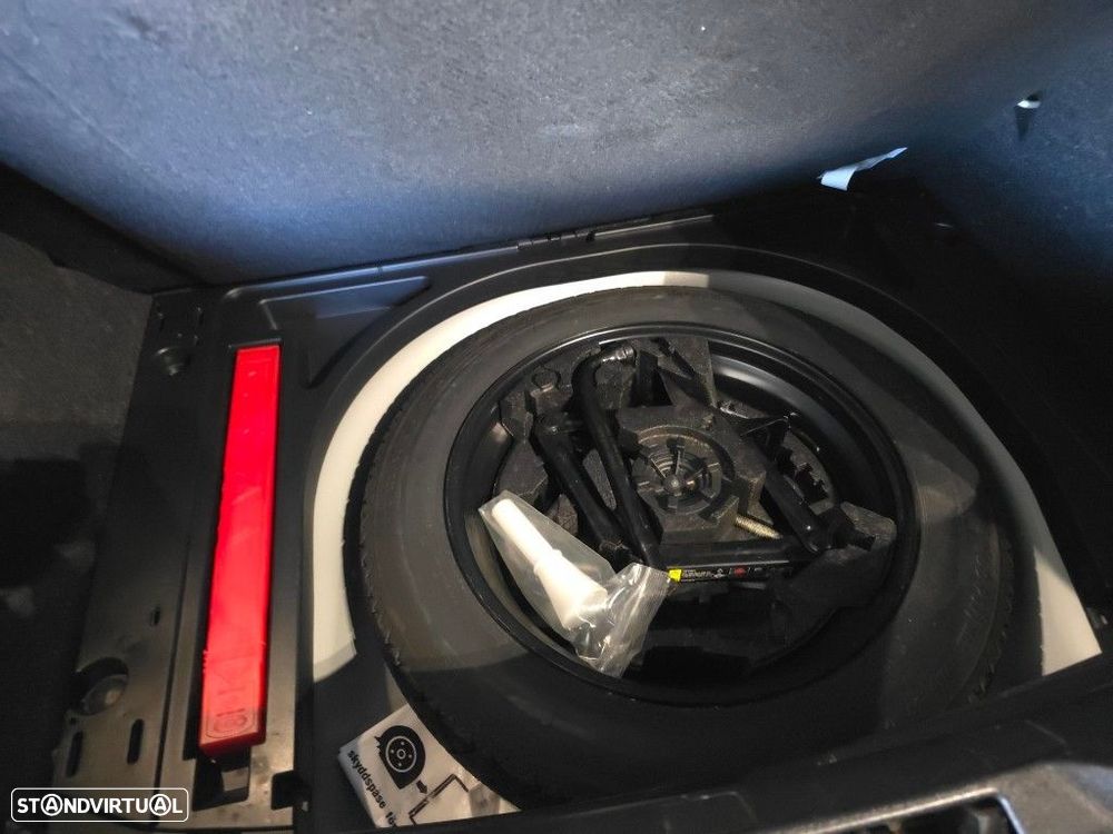 Volvo V40 1.6 D2 Momentum - 20