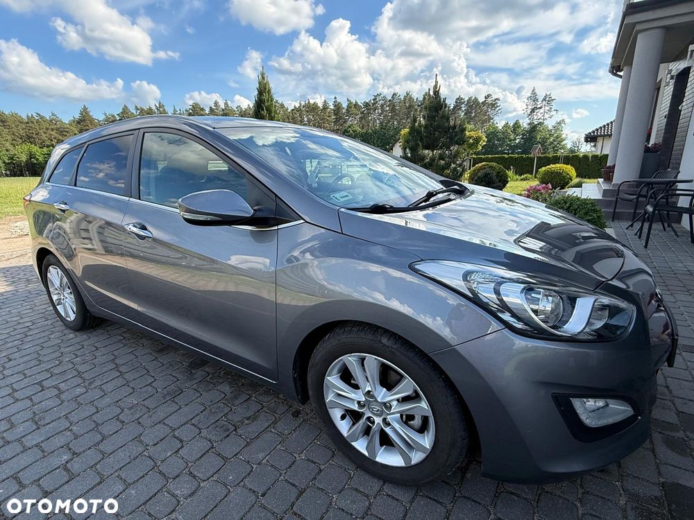 Hyundai i30 1.6 CRDi Premium - 3