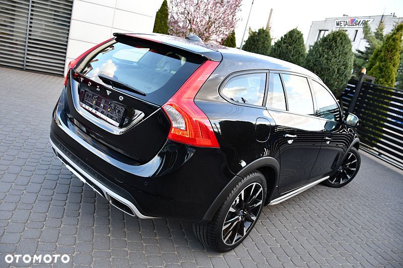 Volvo V60 Cross Country D4 Geartronic Summum - 28